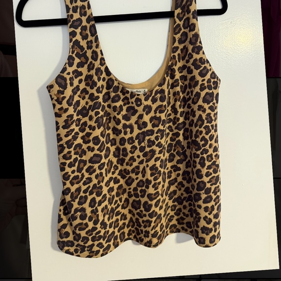 Abercrombie & Fitch Leopard Print Tank Top - Picture 3 of 3